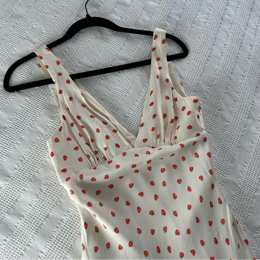 ZARA STRAWBERRY DRESS
